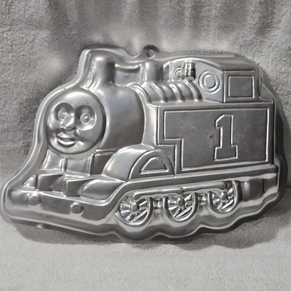 Vintage 1994 Wilton Thomas The Tank Engine Cake Pan 2105-1349 w/ Insert